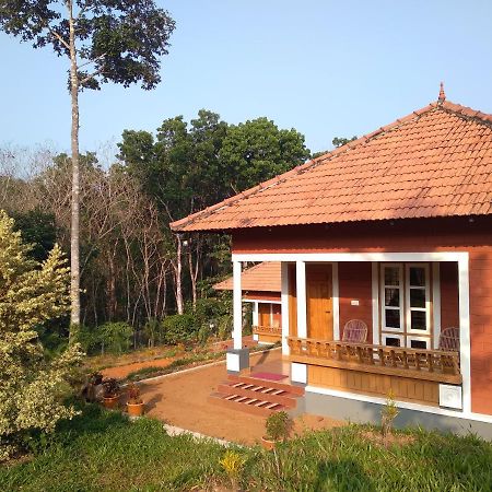 Tranquil Farms Villa Manimala Buitenkant foto